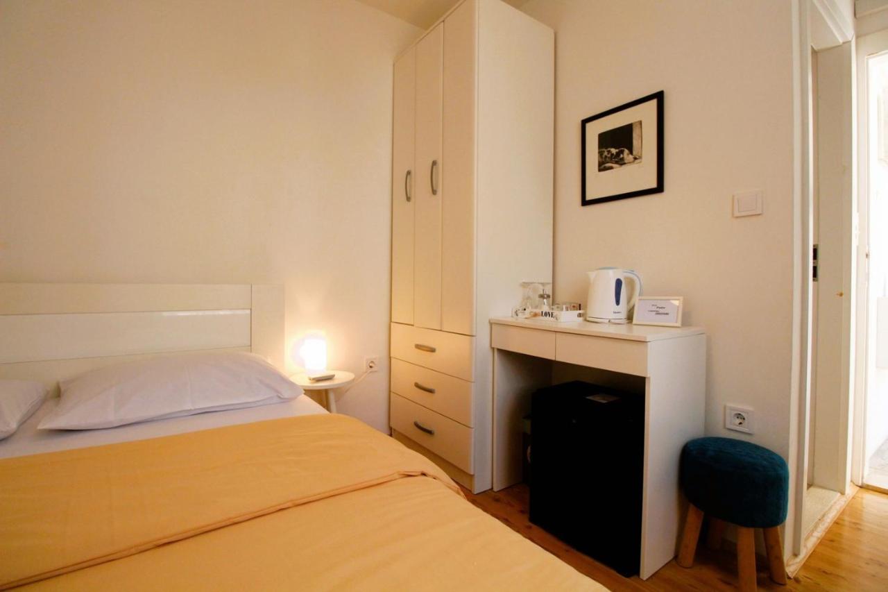 Korzo Rooms&Apartments Vis Buitenkant foto