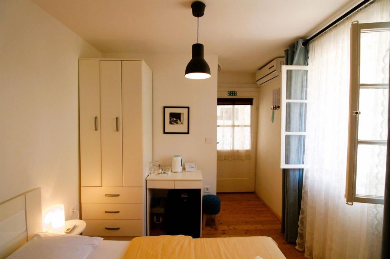 Korzo Rooms&Apartments Vis Buitenkant foto