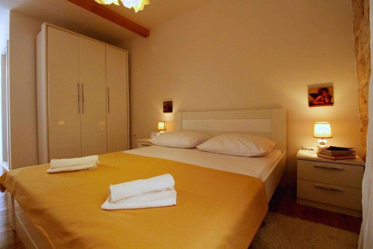 Korzo Rooms&Apartments Vis Buitenkant foto