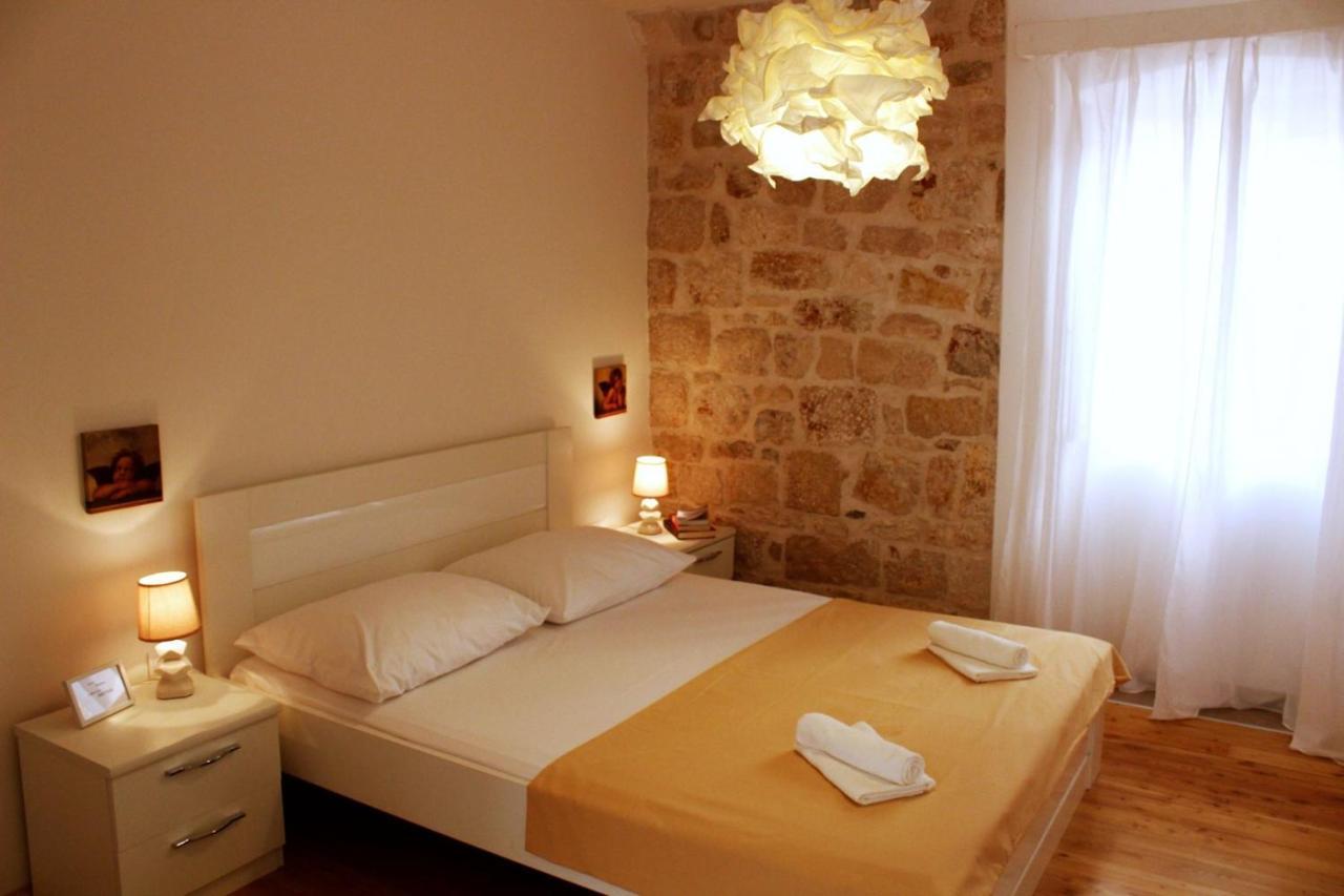 Korzo Rooms&Apartments Vis Buitenkant foto