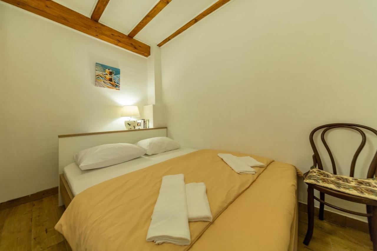 Korzo Rooms&Apartments Vis Buitenkant foto