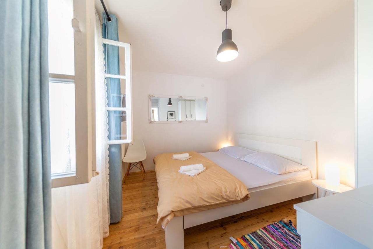 Korzo Rooms&Apartments Vis Buitenkant foto